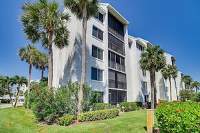 Sunny Fort Pierce Resort Condo w/ Beach Access!