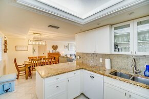 Sunny Fort Pierce Resort Condo w/ Beach Access!