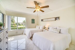 Sunny Fort Pierce Resort Condo w/ Beach Access!