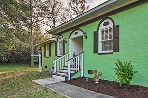 Pet-friendly Wilmington Home ~ 5 Mi to Beach!