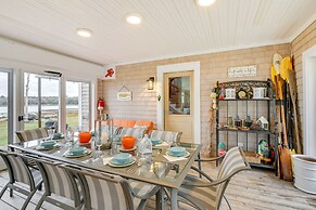 Waterfront Deer Isle Apartment w/ Fire Pit