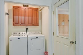 Waterfront Deer Isle Apartment w/ Fire Pit