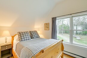 Waterfront Deer Isle Apartment w/ Fire Pit