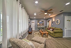 < 3 Mi to South Padre Beach: Port Isabel Home