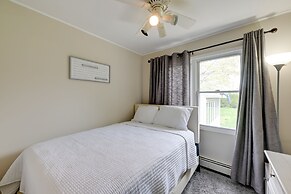 North Babylon Home, Near Belmont Lake State Park!