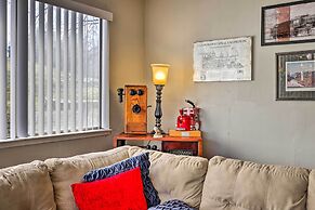 Walk to Downtown: Eclectic Murphys Home w/ Decks!