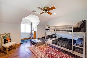 Deck, Grill & Mountain Views: Banner Elk Retreat!