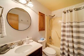 Deck, Grill & Mountain Views: Banner Elk Retreat!