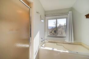 Deck, Grill & Mountain Views: Banner Elk Retreat!