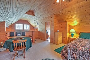 Highlands Cabin w/ Forest Views < 4 Mi to Cashiers