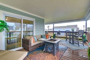 Galveston Getaway w/ Hot Tub: Near Beach!