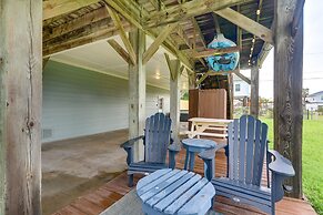 Galveston Getaway w/ Hot Tub: Near Beach!