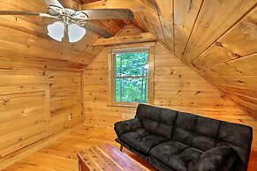 Charming Murphy Cabin w/ Porch - Near Hiking!
