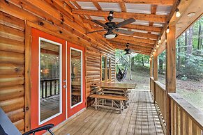 Charming Murphy Cabin w/ Porch - Near Hiking!