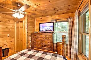 Charming Murphy Cabin w/ Porch - Near Hiking!