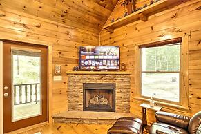 Charming Murphy Cabin w/ Porch - Near Hiking!