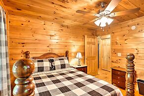 Charming Murphy Cabin w/ Porch - Near Hiking!