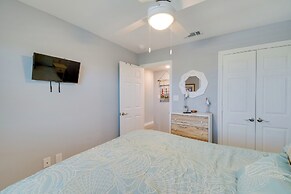 Resort Perks: Gulf Shores Beach-inspired Condo!