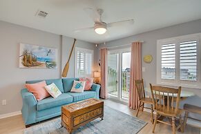 Resort Perks: Gulf Shores Beach-inspired Condo!
