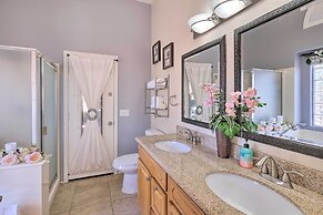 Near Lone Tree Golf Club: Gem w/ Pool & Fire Pit