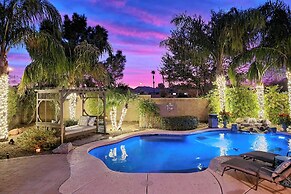 Near Lone Tree Golf Club: Gem w/ Pool & Fire Pit