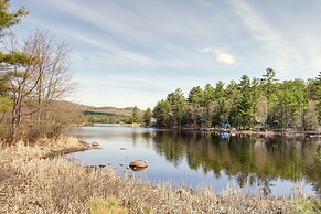 Chestertown Hideaway w/ Lake & Beach Access!