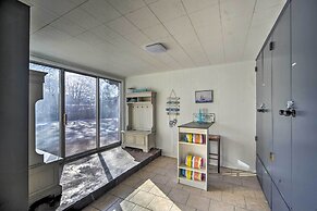 Pet-friendly Ogallala Home ~ 7 Mi to Lakefront!