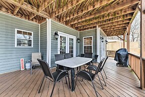 Lakefront Lexington House w/ Spacious Deck!