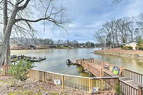 Lakefront Lexington House w/ Spacious Deck!