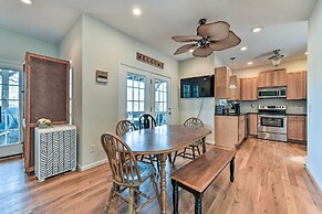 Lakefront Lexington House w/ Spacious Deck!