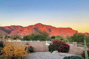 Gold Canyon House w/ Superstition Mountain Views!