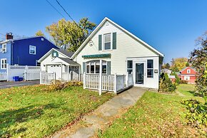 Cozy Lewiston Home < 10 Mi to Niagara Falls!