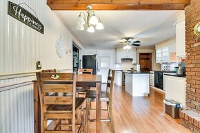 Cozy Lewiston Home < 10 Mi to Niagara Falls!