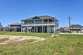 Steps to Coast: Bolivar Peninsula Beach House!
