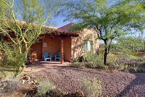 Tucson Home - Hiking Trail Access On-site!