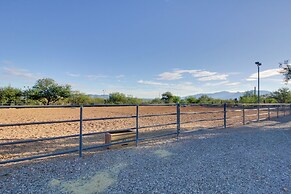 Tucson Home - Hiking Trail Access On-site!