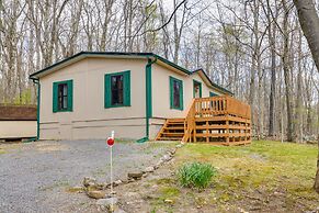 Alpine Lake Resort Cabin Rental w/ Pool Access!