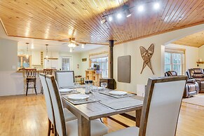 Athol Vacation Rental w/ Mountain Views!