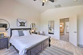 Updated Maricopa Retreat < 2 Miles to Golf!