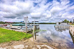 Cascade Lakefront Home: Boat Dock, Fire Pit!