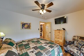 Scenic Murphy Cabin w/ Hot Tub, Fire Pit & Views