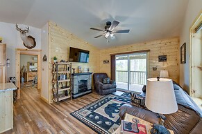 Scenic Murphy Cabin w/ Hot Tub, Fire Pit & Views