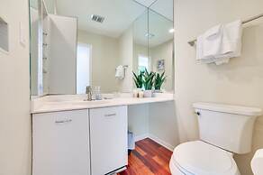 2 Mi to Lake: Modern Harbor Springs Home w/ Grill!