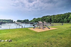 2 Mi to Lake: Modern Harbor Springs Home w/ Grill!
