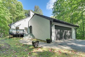2 Mi to Lake: Modern Harbor Springs Home w/ Grill!