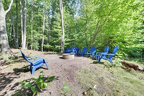 2 Mi to Lake: Modern Harbor Springs Home w/ Grill!