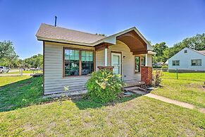 Centrally Located Lawton Home: Dogs Welcome!