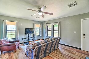 Centrally Located Lawton Home: Dogs Welcome!