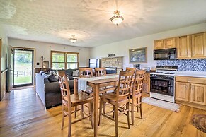 Mcarthur Cabin: Peaceful Getaway on Farm!