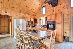 Family-friendly Troy Getaway With Furnished Deck!